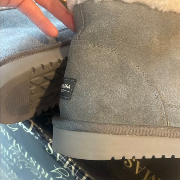 UGG Koolaburra Lytta Short Size 7 Women's Suede Boots Stone Grey 112281 - Picture 6 of 7